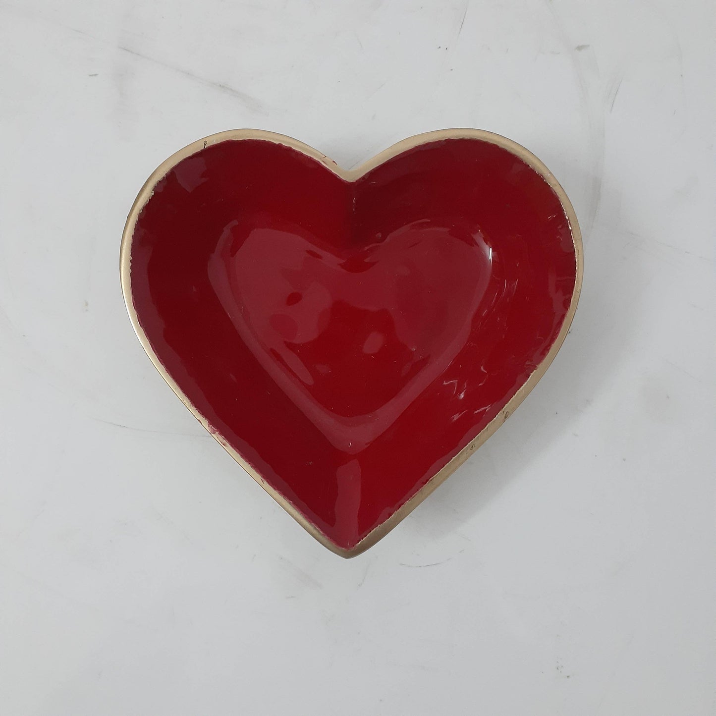 HEART DISH RED