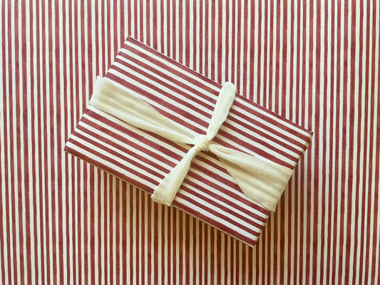 Winterberry Stripe Gift Wrap