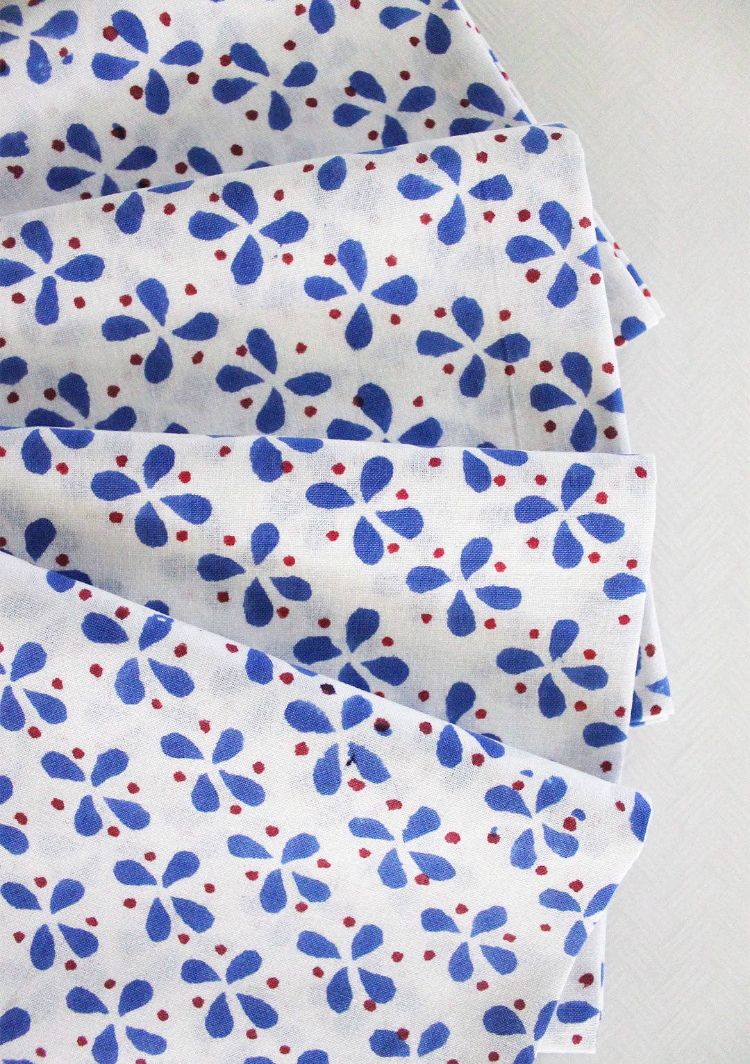 Set of Petals Napkins in Royal Blue