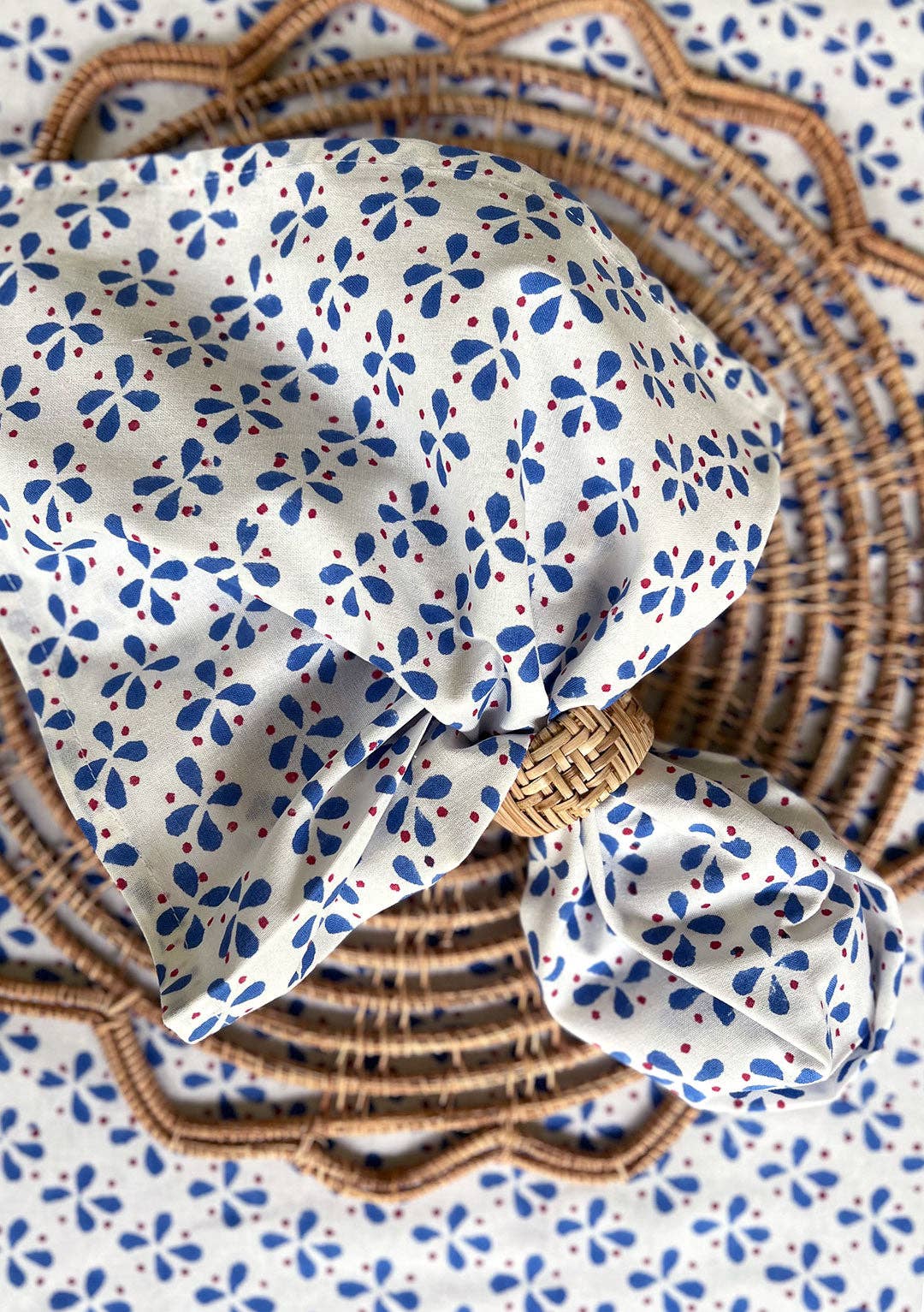 Set of Petals Napkins in Royal Blue