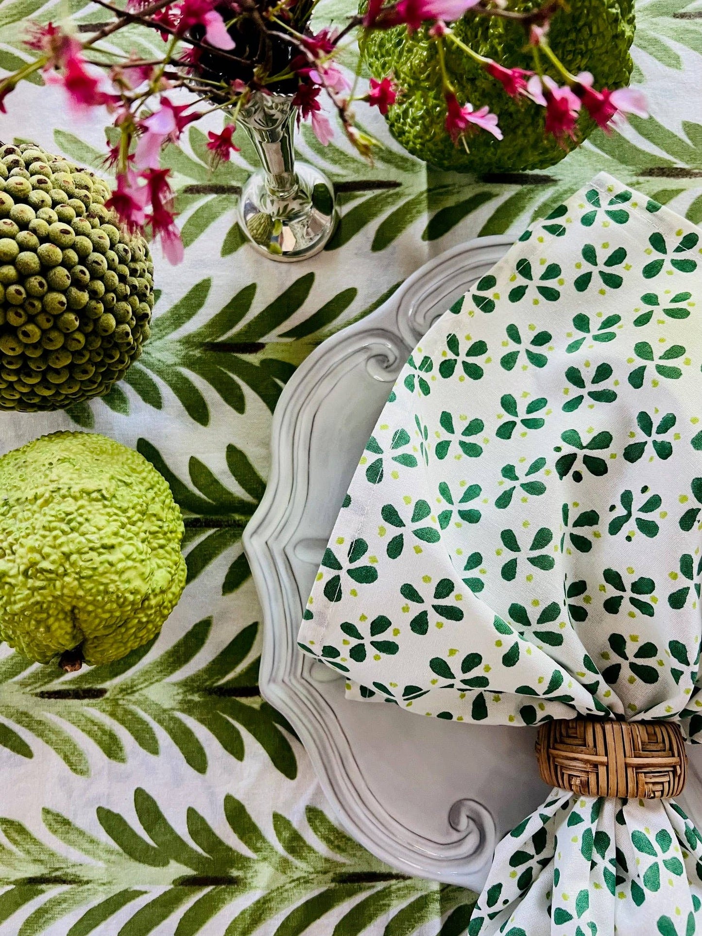Set of Petals Napkins in Green