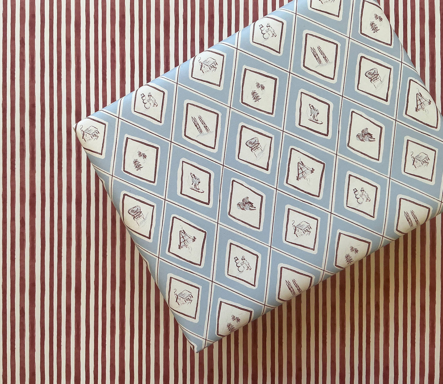 Apres Argyle Gift Wrap